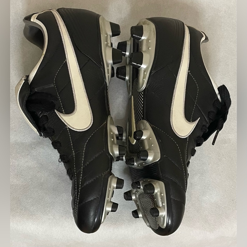Vintage Nike Tiempo Leather Cleats Size Men 7.5 / Women 9 / EU 40.5 - Picture 5 of 13